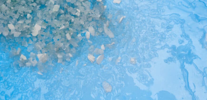 De icing salt vs de icing liquid