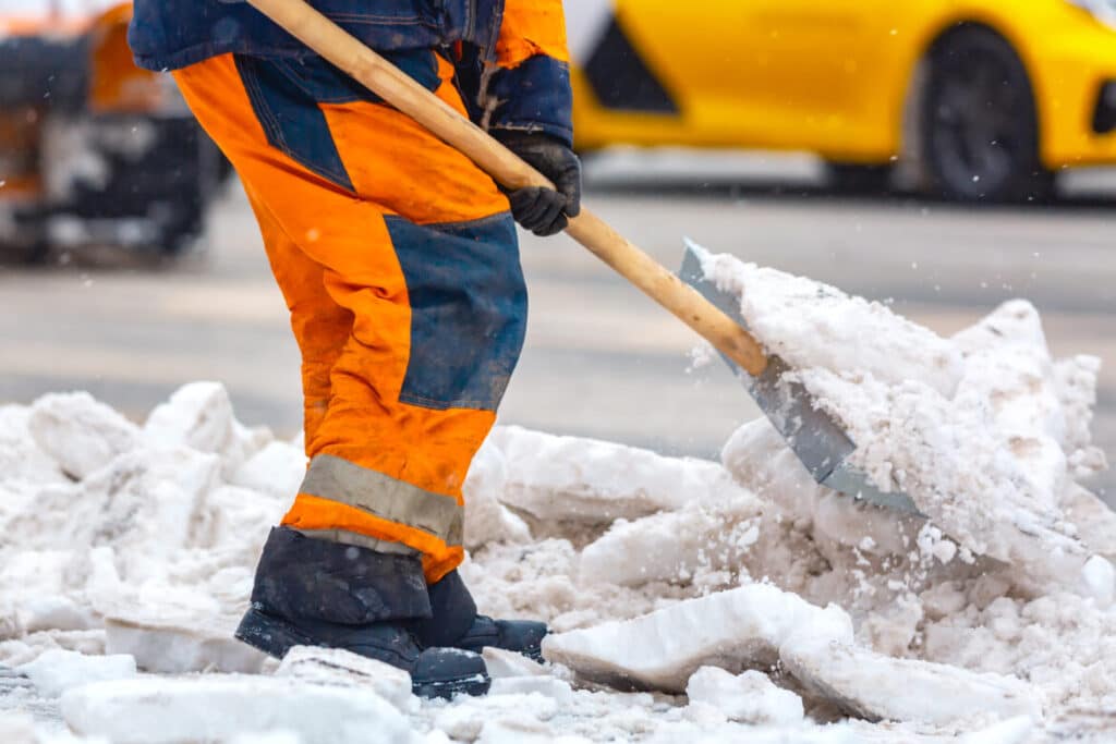Important tips all contractors should know about deicing salt and winter weather solutions